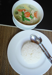 green curry and rice