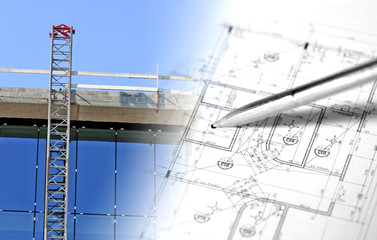 bâtiment en construction & plan d'architecture