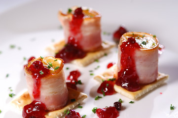 grilled banana with ham and redcurrant marmalade