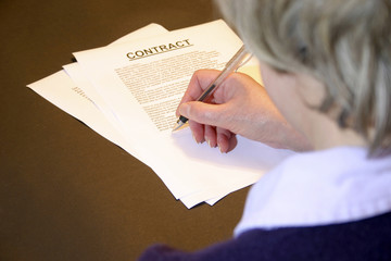 contract signing