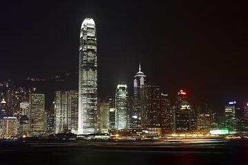 Foto op Plexiglas hongkong bei nacht © Manuela Schueler