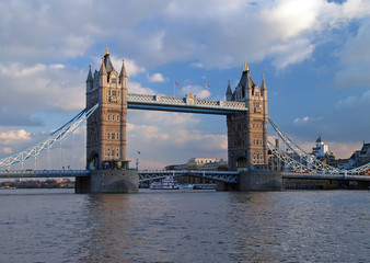 the tower bridge in london