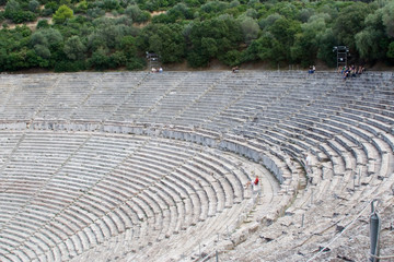 Fototapeta na wymiar starożytny teatr w Epidauros Grecji