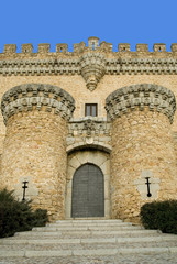 Fototapeta na wymiar castle entrance