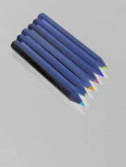 matite in negativo