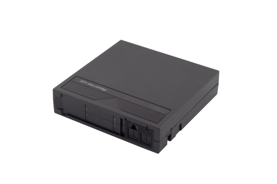 dlt backup tape