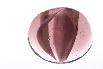 bille goute d'eau mauve