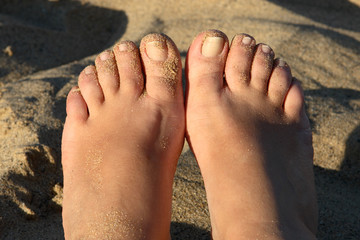 barefooted on holiday