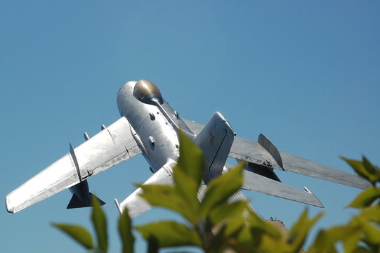 avion de chasse d&eacute;collage