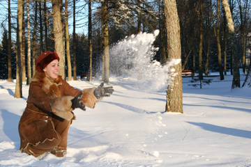 girl throw snow