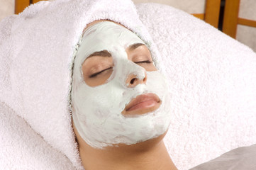 spa organic facial masque full application