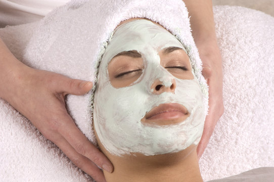 Spa Organic Facial Masque Hands On