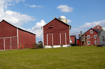 red amish farm