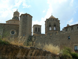 cimborio y torres de poblet