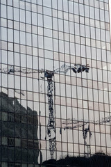 gruas de construcci&oacute;n