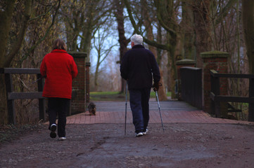nordic walking im alter
