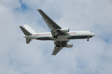Fototapeta na wymiar Cargo jet Boeing 767