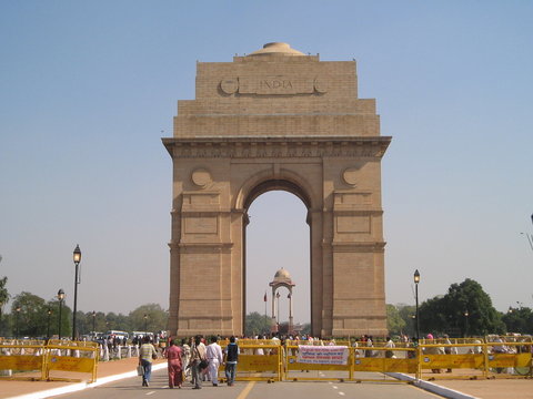 the india gate (new delhi, india)