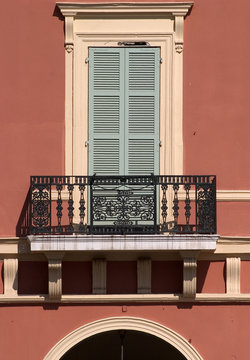 balcony