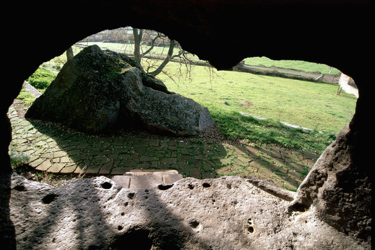 domus de janas