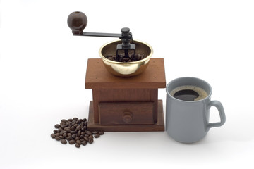 coffee grinder with mug