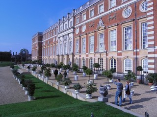 hampton court