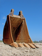 bulldozer shovel