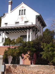 modernist house st pol 2