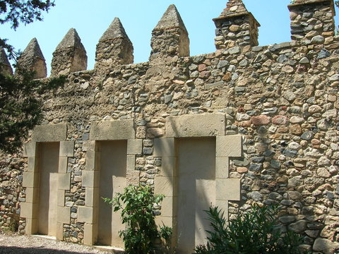 almenas