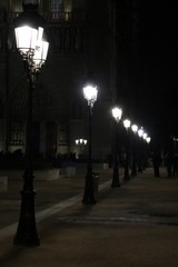 rangée de lampadaires