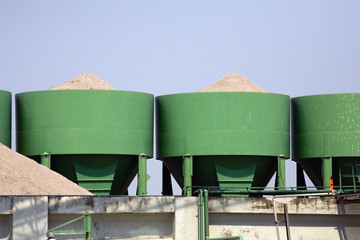 silos © Wolfgang Schnelle