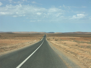 route vers plage blanche