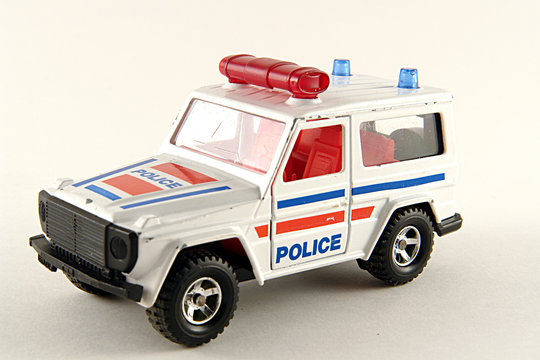 police 4x4
