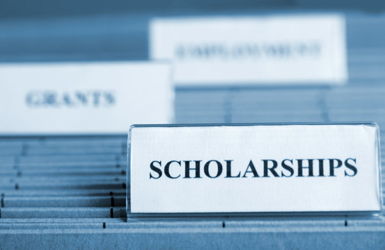scholarships (blau)