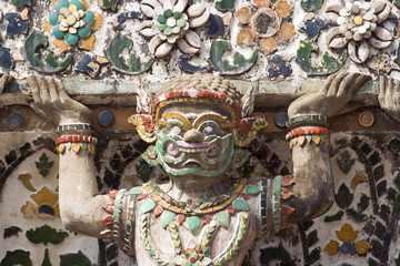 wat arun demon