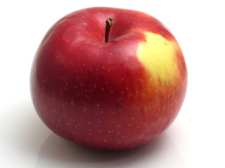 apple with yellow spot