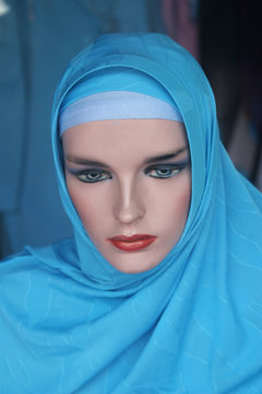 musulmane voile bleu