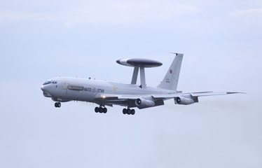 boeing e-3 sentry awacs