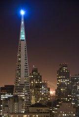 Fototapeta na wymiar San Francisco dzielnicy finansowej w nocy