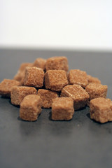 sucre roux en morceaux