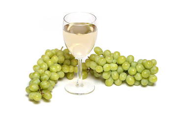 white wine and grapes