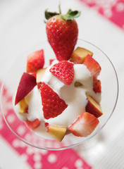 peaches & strawberries with creme fraiche
