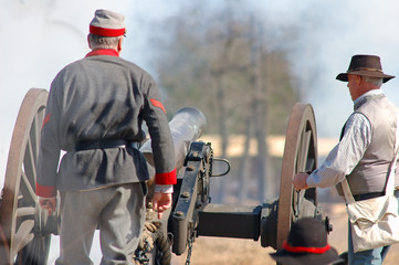 Obraz premium cannon fire and smoke 4