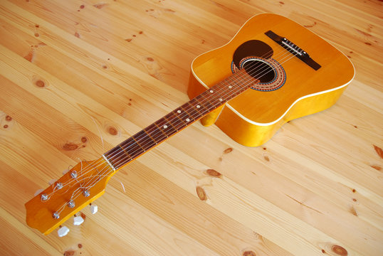 acoustic guitar2