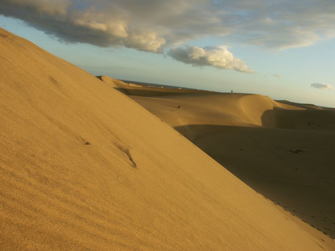 downhill dune