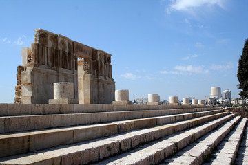 Fototapeta na wymiar ruiny cytadeli w Ammanie