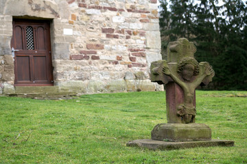 naives kreuz
