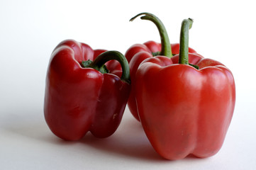  3 poivrons rouges