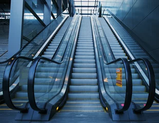 Store enrouleur occultant Escaliers escalators