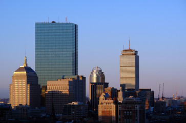 Fototapeta na wymiar sunrise over boston